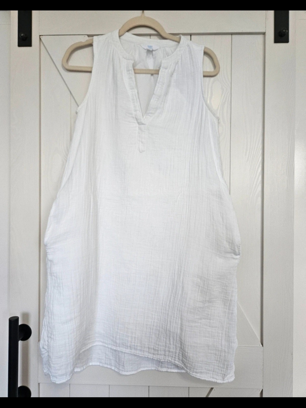 Time and Tru White Cotton Split-Neck Tunic - Picture 2 of 4